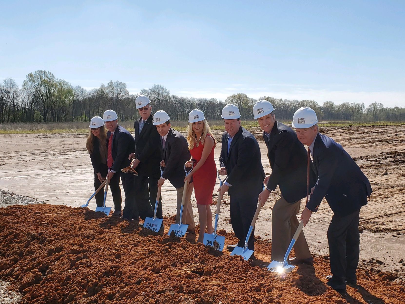 Groundbreaking on new Churchill Downs / Keeneland horse racing facility near Fort Campbell